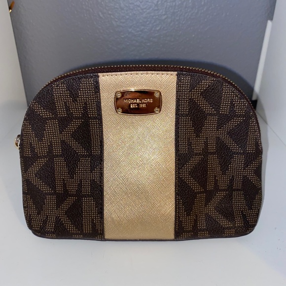 Michael Kors Handbags - Michael Kors Cosmetic Bag